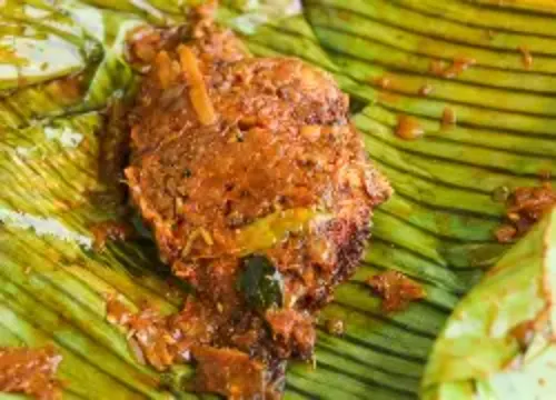 Karimeen Pollichathu